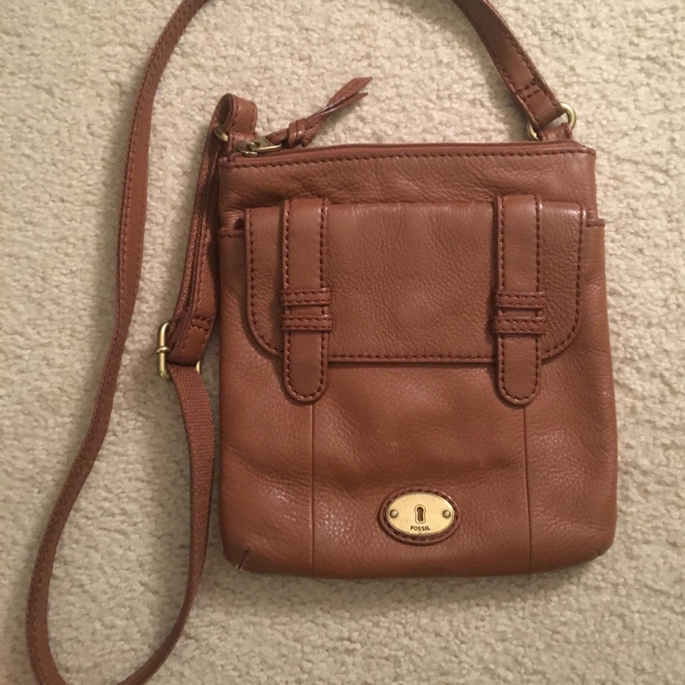 Tan Fossil crossbody bag